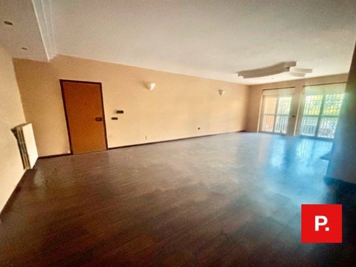 Appartamento in Affitto a Caserta, 1'200&euro;, 160 m²