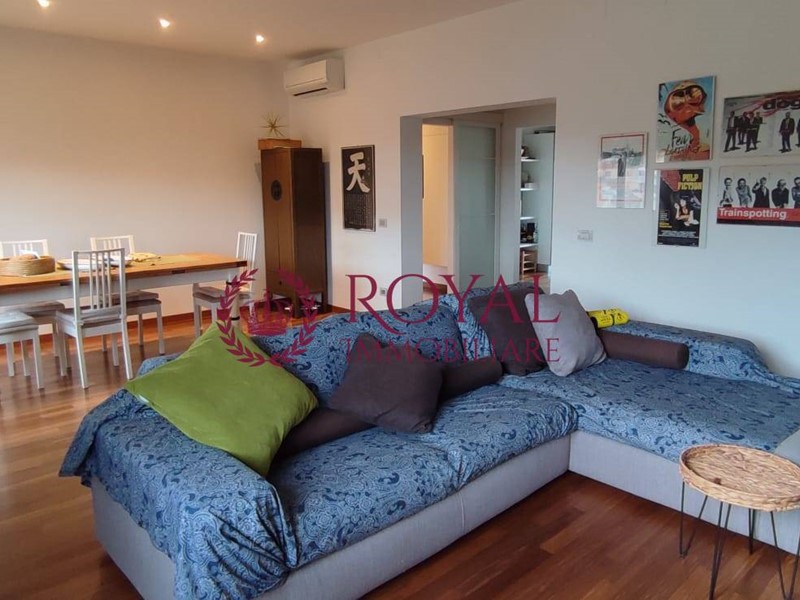 Trilocale in Affitto a Livorno, 1'300&euro;, 120 m²