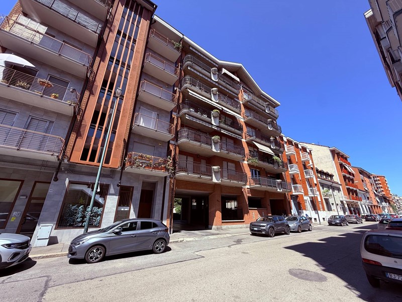 Quadrilocale in Affitto a Torino, 1'100&euro;, 107 m²
