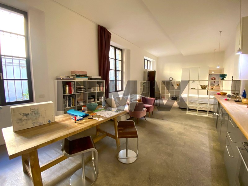 Monolocale in Affitto a Milano, 1'300&euro;, 64 m²