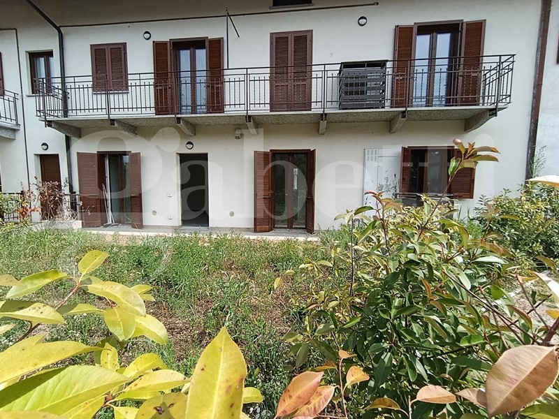 Bilocale in Vendita a Vergiate, 190'000&euro;, 73 m², con Box