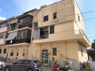 Trilocale in Vendita a Messina, 72'000&euro;, 74 m²