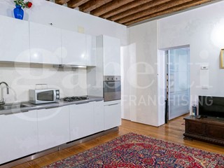 Bilocale in Vendita a Venezia, 348'000&euro;, 50 m², arredato