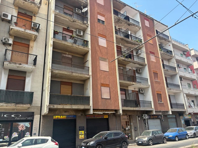 Quadrilocale in Vendita a Messina, 135'000&euro;, 110 m²