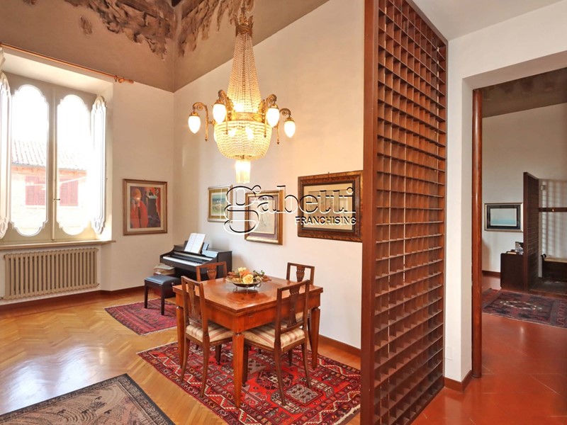 Appartamento in Vendita a Ferrara, 420'000&euro;, 175 m², con Box