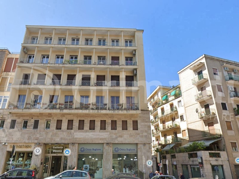Trilocale in Affitto a Benevento, 700&euro;, 90 m², arredato