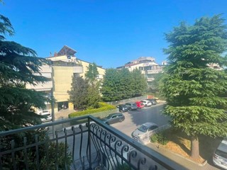 Appartamento in Affitto a Rimini, 1'200&euro;, 120 m², arredato, con Box