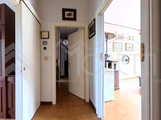 Appartamento in Vendita a Livorno, zona ARDENZA, STADIO, LA ROSA, 225'000&euro;, 110 m²