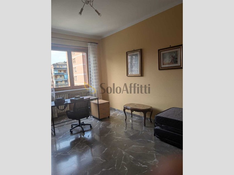 Quadrilocale in Affitto a Torino, zona Lingotto, 590&euro;, 80 m², arredato