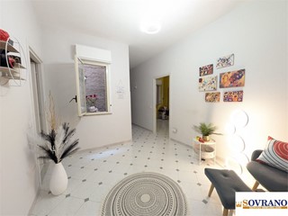 Quadrilocale in Vendita a Capaci, 139'000&euro;, 155 m²