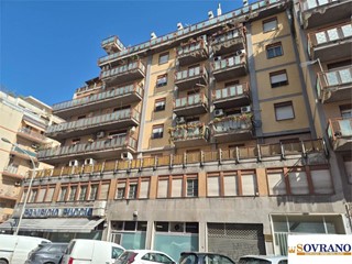 Appartamento in Vendita a Palermo, 490'000&euro;, 175 m²