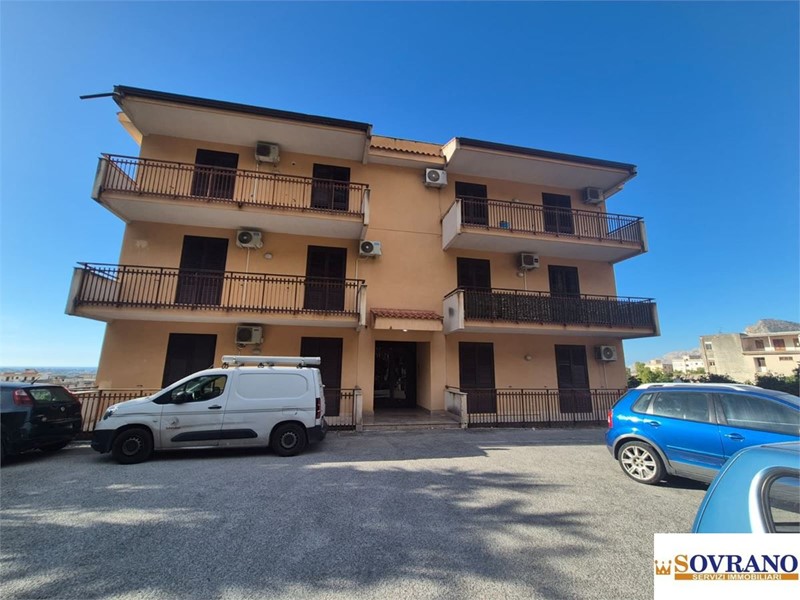 Quadrilocale in Vendita a Carini, 139'000&euro;, 108 m²