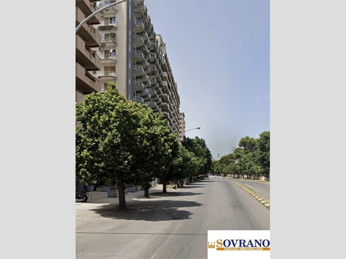 Quadrilocale in Vendita a Palermo, 290'000&euro;, 150 m²