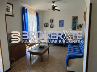 Quadrilocale in Vendita a Carrara, zona Marina di Carrara, 225'000&euro;, 82 m², arredato