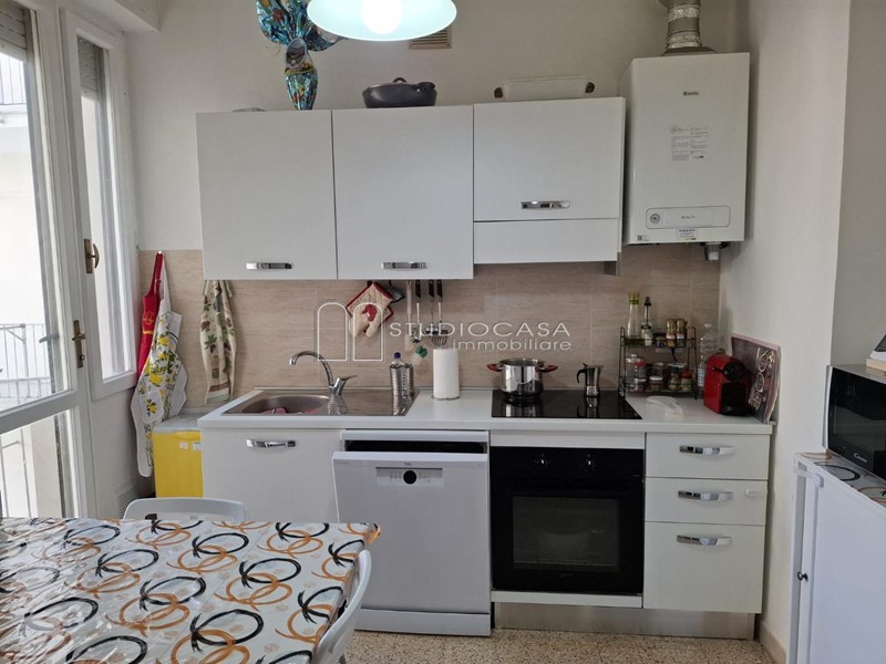 Appartamento in Affitto a Pisa, 1'070&euro;, 120 m², arredato