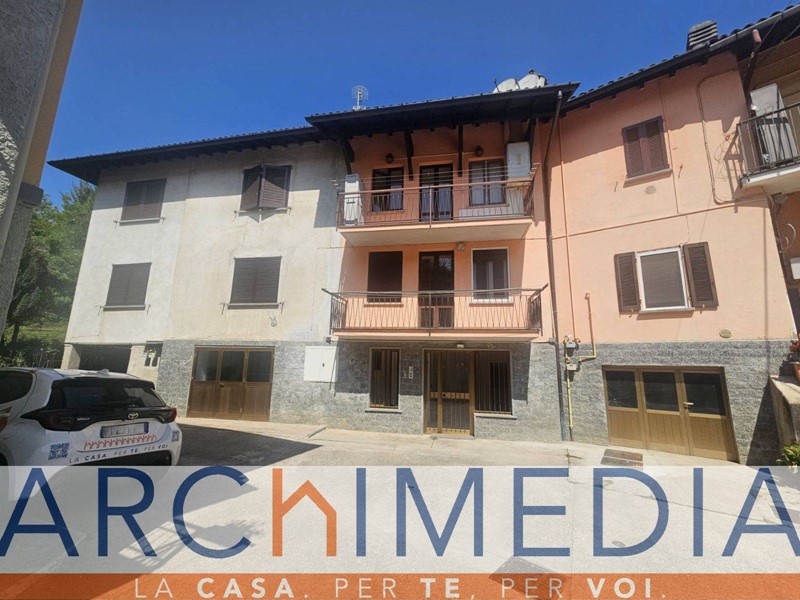 Trilocale in Vendita a Malnate, 85'000&euro;, 73 m²