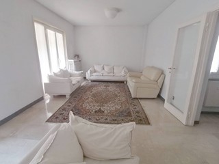 Quadrilocale in Vendita a Lecco, 370'000&euro;, 180 m²