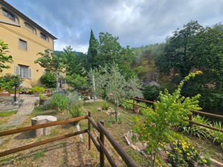 Appartamento in Vendita a Calci, 199'000&euro;, 186 m²
