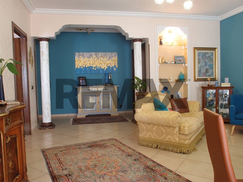 Appartamento in Vendita a Trapani, 345'000&euro;, 219 m²