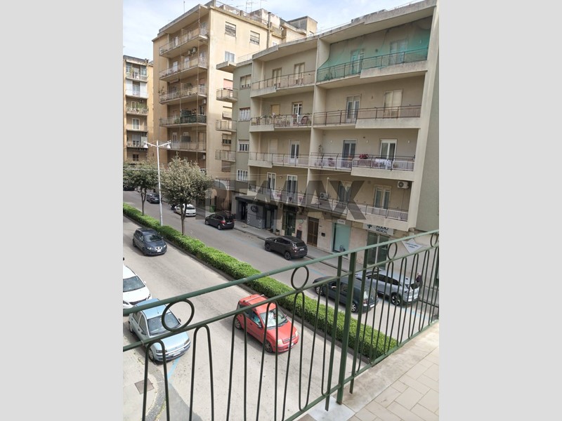 Quadrilocale in Vendita a Caltagirone, 120'000&euro;, 190 m²