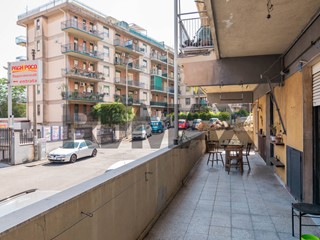 Quadrilocale in Vendita a Catania, 128'000&euro;, 130 m²