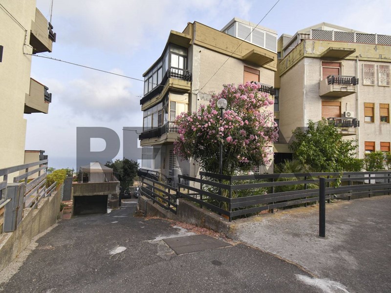 Bilocale in Vendita a Aci Castello, 27'000&euro;, 20 m²