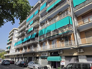 Quadrilocale in Vendita a Salerno, 269'000&euro;, 105 m²