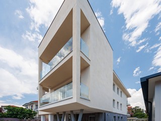 Appartamento in Vendita a Ciriè, 450'000&euro;, 142 m²