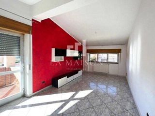 Quadrilocale in Affitto a Ferrazzano, 500&euro;, 130 m²