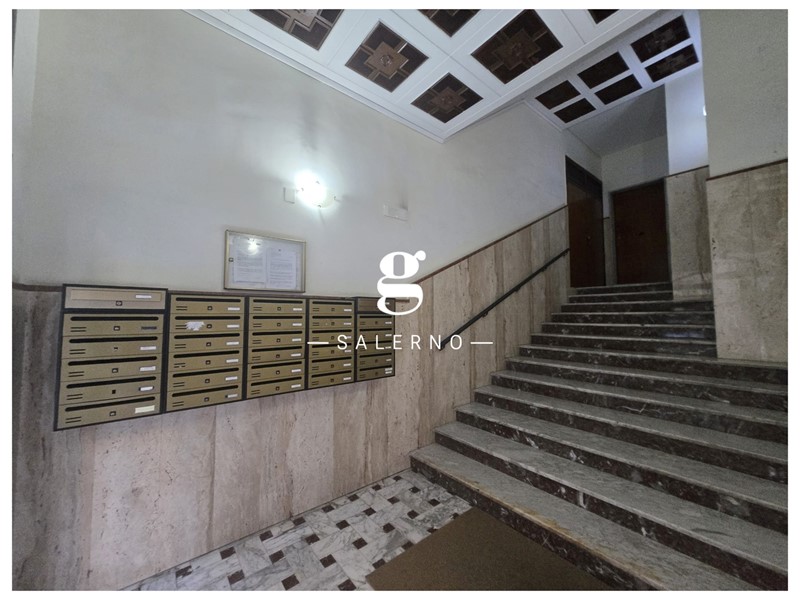Quadrilocale in Vendita a Salerno, 275'000&euro;, 131 m²