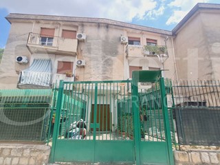 Trilocale in Vendita a Palermo, 57'000&euro;, 60 m²