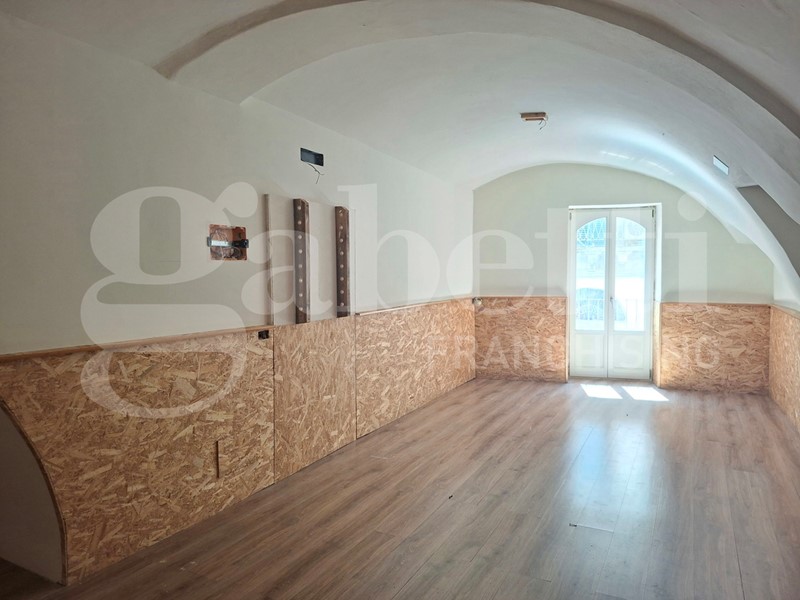 Trilocale in Affitto a Ragusa, 350&euro;, 85 m²