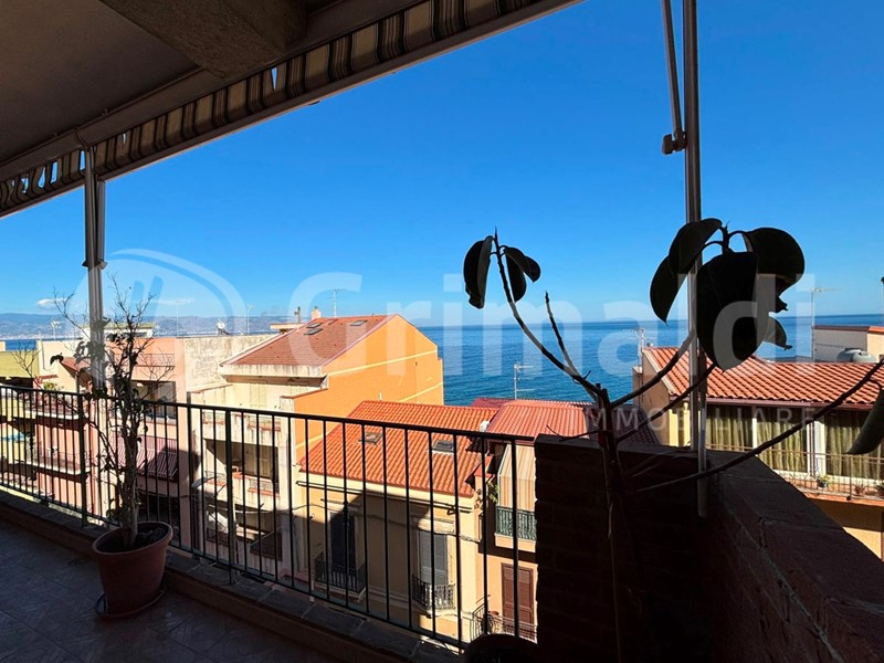 Trilocale in Affitto a Scaletta Zanclea, 500&euro;, 104 m², arredato