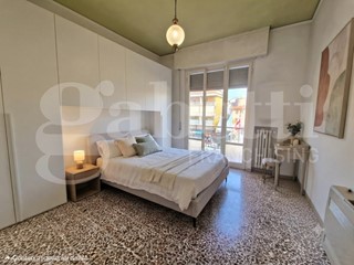 Appartamento in Vendita a Arezzo, 160'000&euro;, 114 m²