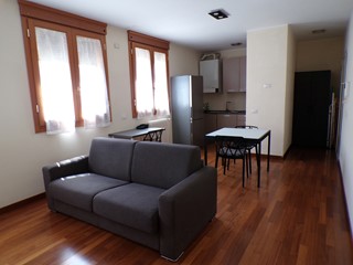 Bilocale in Vendita a Forlì, 135'000&euro;, 70 m², arredato