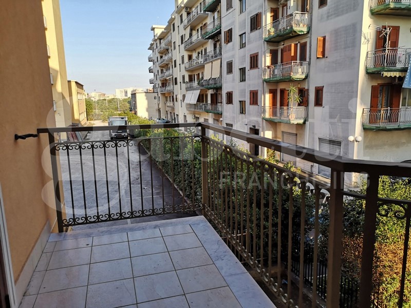 Monolocale in Affitto a Siracusa, 500&euro;, 60 m², arredato