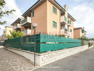 Trilocale in Vendita a Roma, 169'000&euro;, 70 m²