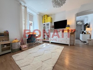 Trilocale in Vendita a La Spezia, zona Centro, 125'000&euro;, 71 m², arredato