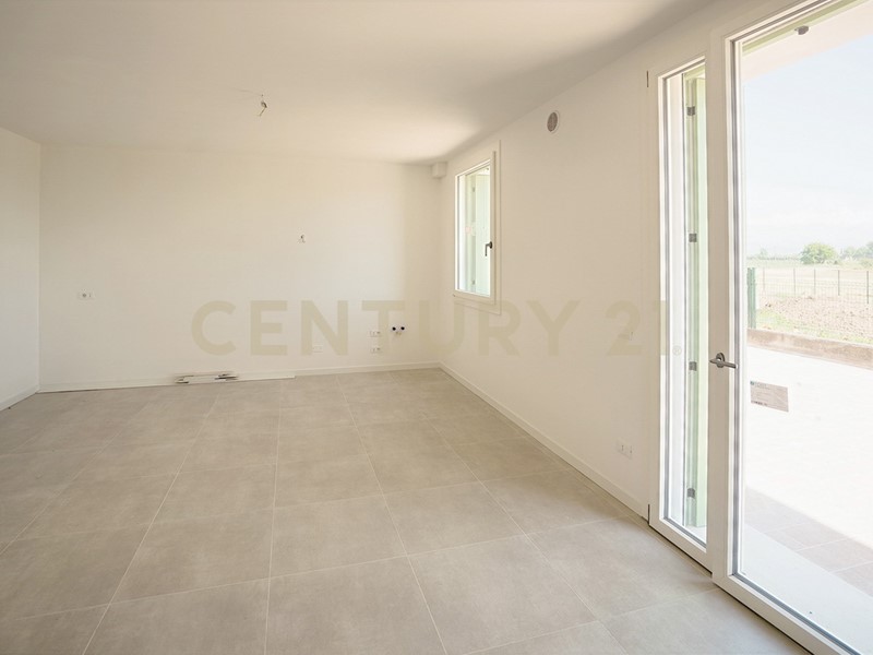 Trilocale in Vendita a Zevio, 205'000&euro;, 95 m², con Box