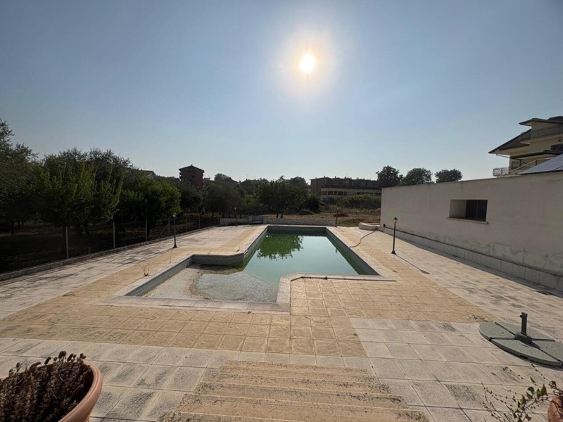 Trilocale in Vendita a Guidonia Montecelio, zona Guidonia, 230'000&euro;, 80 m²