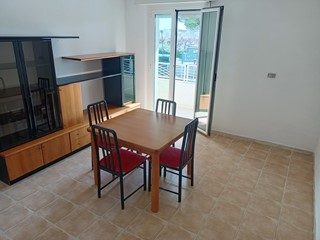 Quadrilocale in Vendita a Riccione, 265'000&euro;, 81 m², con Box