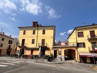 Trilocale in Vendita a Cumiana, 99'000&euro;, 75 m²