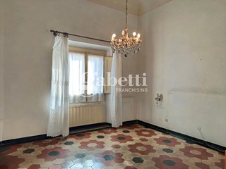 Appartamento in Vendita a Firenze, 419'000&euro;, 130 m²