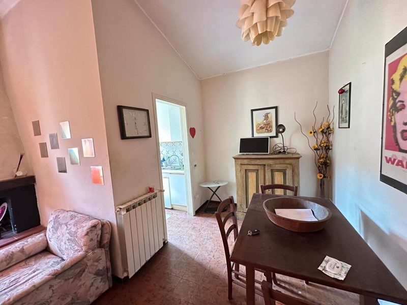 Appartamento in Vendita a Ameglia, 185'000&euro;, 102 m²