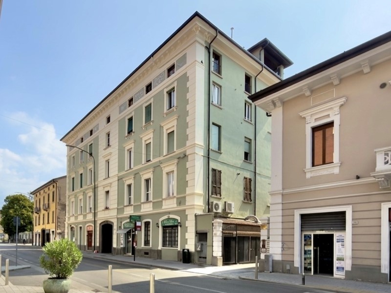 Trilocale in Vendita a Brescia, 159'000&euro;, 96 m²