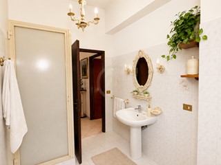 Quadrilocale in Vendita a Mascalucia, zona Apollo 13, 189'000&euro;, 165 m², con Box