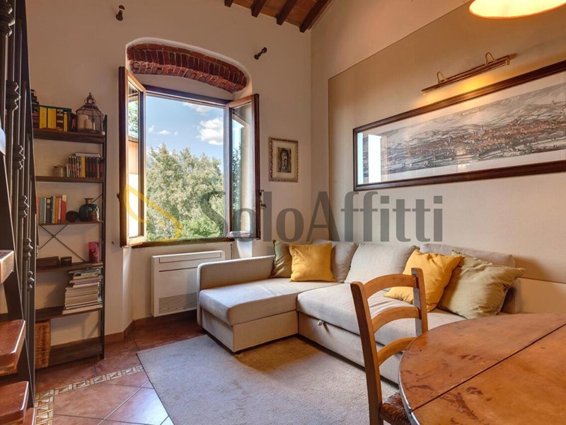 Trilocale in Affitto a Firenze, zona Settignano, 850&euro;, 50 m², arredato
