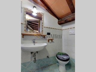 Trilocale in Affitto a Firenze, zona Settignano, 750&euro;, 50 m², arredato