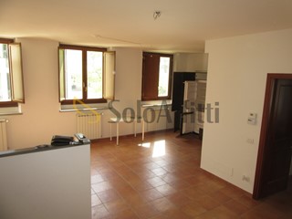 Appartamento in Affitto a Sesto Fiorentino, zona Colonnata, 1'300&euro;, 120 m², con Box