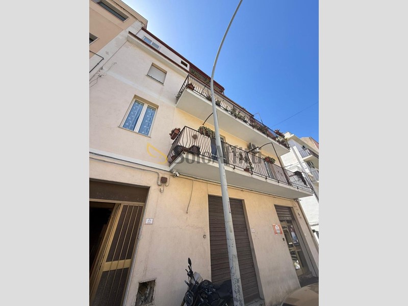 Quadrilocale in Affitto a Reggio Calabria, zona Centro, 650&euro;, 120 m², arredato